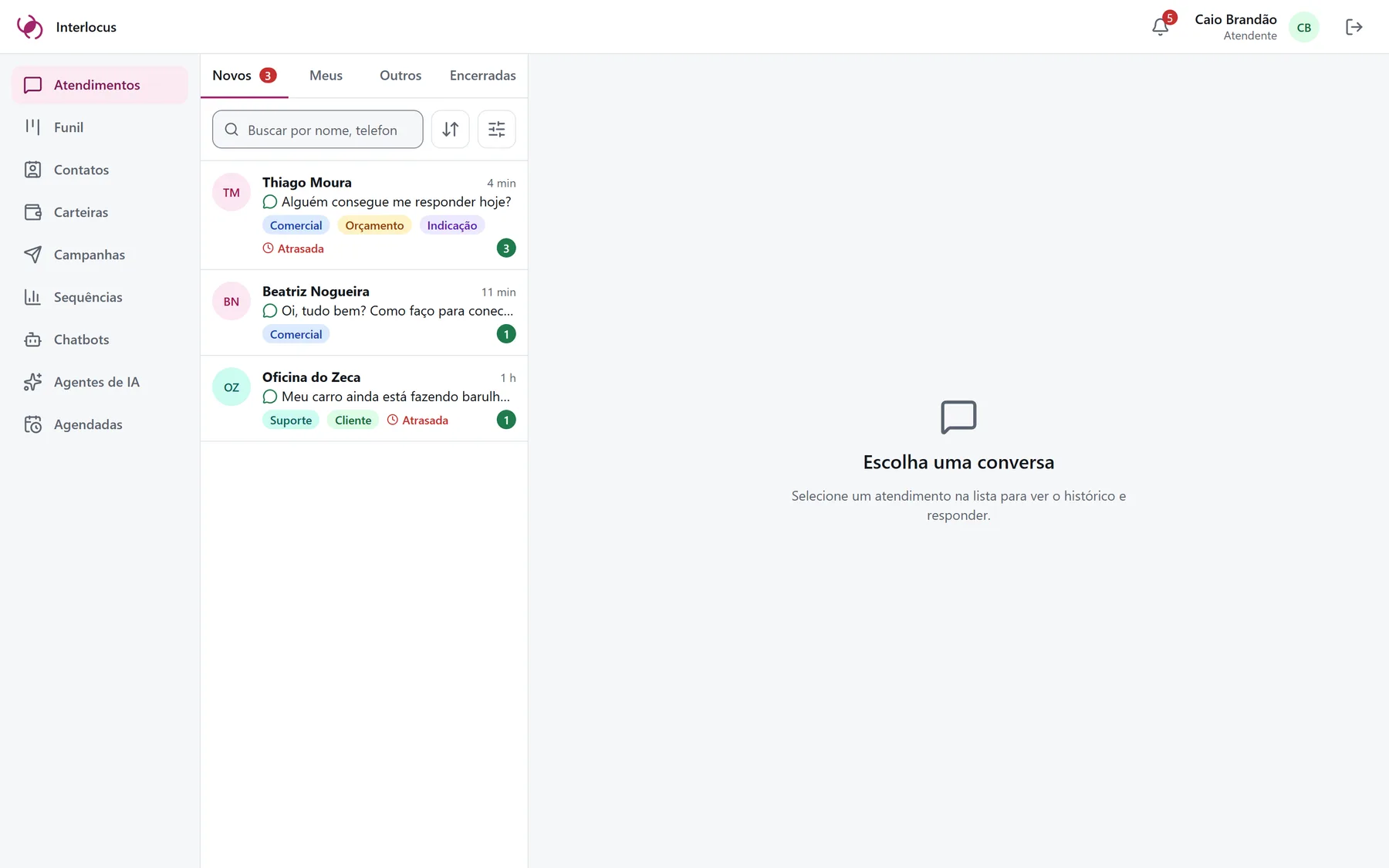 Caixa de entrada do Interlocus no computador, com a lista de atendimentos novos.
